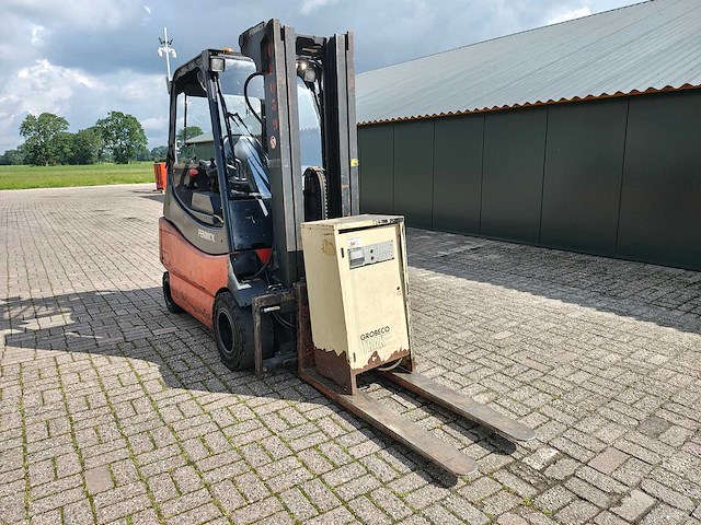 Fenwick - 2011 - e30-03/600 - vorkheftruck - afbeelding 12 van  29