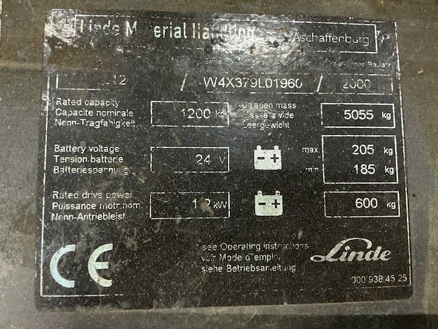 Fenwick l12 elektrische stapelaar - afbeelding 1 van  5