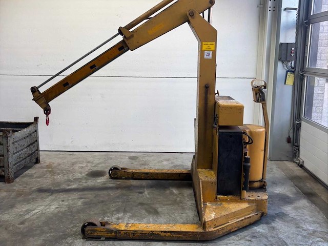 Fenwick wfgv elektrische zelfrijdende werkplaatskraan – 2.000 kg – 525 ah - afbeelding 12 van  22