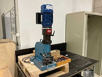Fer ponsmachine t.b.v. sleutelgaten - afbeelding 2 van  10