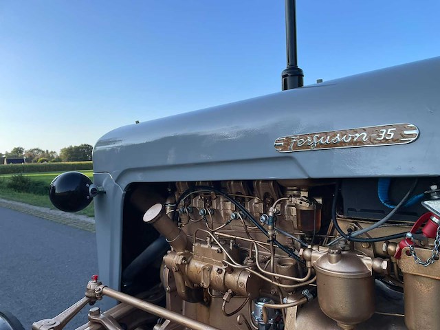 Ferguson 35 "goudbuik" oldtimer tractor - afbeelding 4 van  53