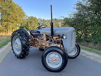 Ferguson 35 "goudbuik" oldtimer tractor - afbeelding 33 van  53