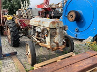 Ferguson oldtimer tractor - afbeelding 2 van  9