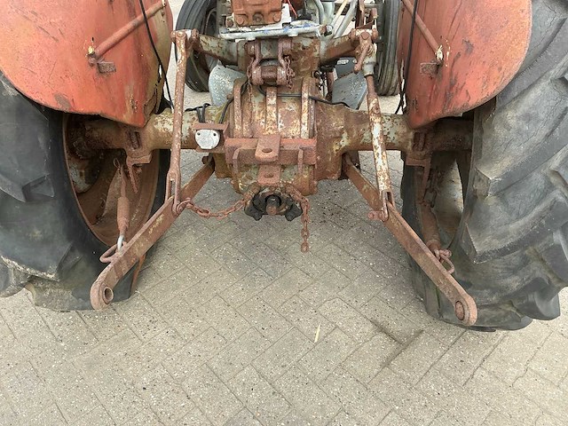 Ferguson tea-20 oldtimer tractor - afbeelding 6 van  17