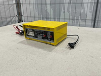 Ferm - acculader - afbeelding 1 van  6