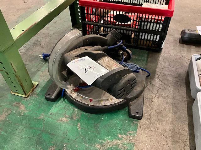 Ferm afkortcirkelzaagmachine - afbeelding 1 van  4