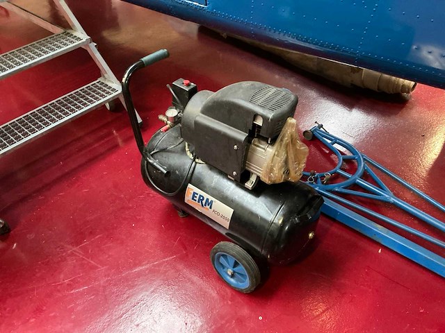 Ferm fco-2050 luchtcompressor - afbeelding 2 van  5