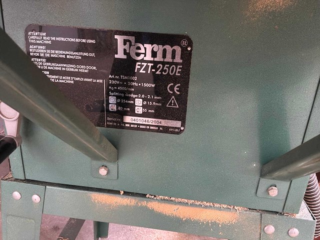 Ferm fzt-250e cirkelzaagmachine - afbeelding 4 van  5
