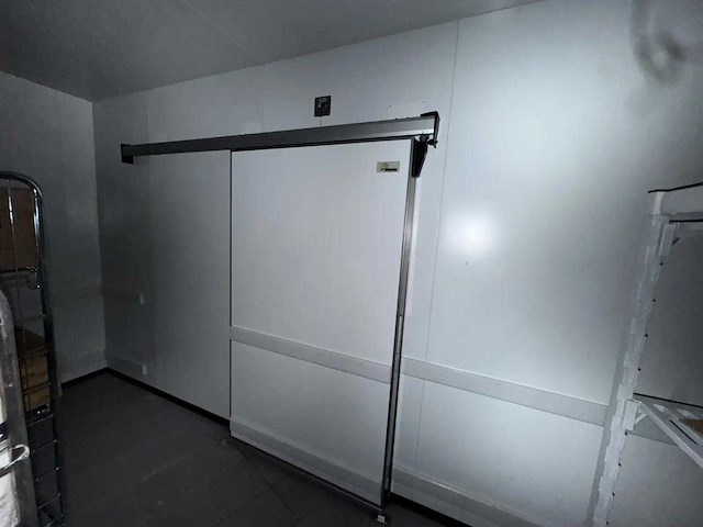 Fermob - elektronische schuifdeur - afbeelding 1 van  4