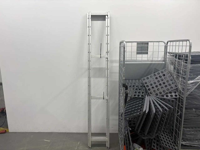 Fermod - partij stellingonderdelen - afbeelding 3 van  7