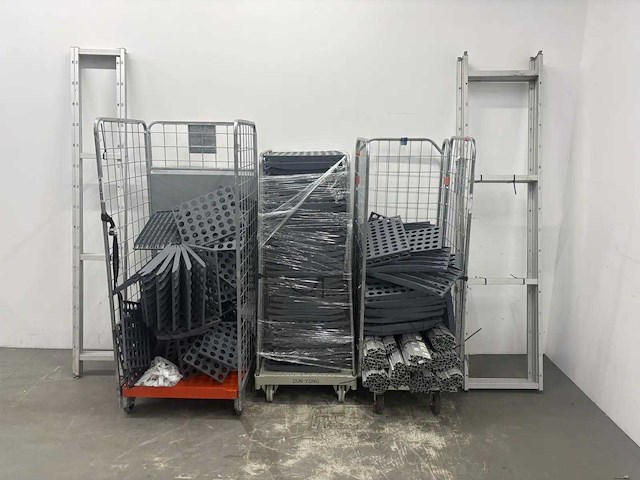 Fermod - partij stellingonderdelen - afbeelding 1 van  7