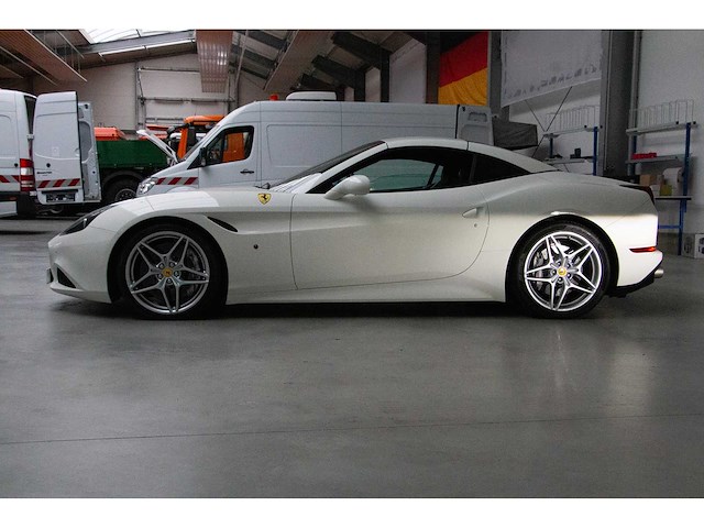Ferrari - 2014 - f 149 - california - personenauto - afbeelding 18 van  47