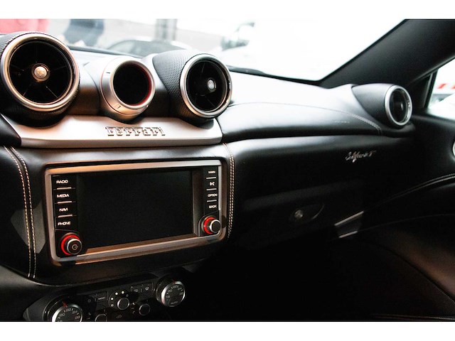 Ferrari - 2014 - f 149 - california - personenauto - afbeelding 29 van  47