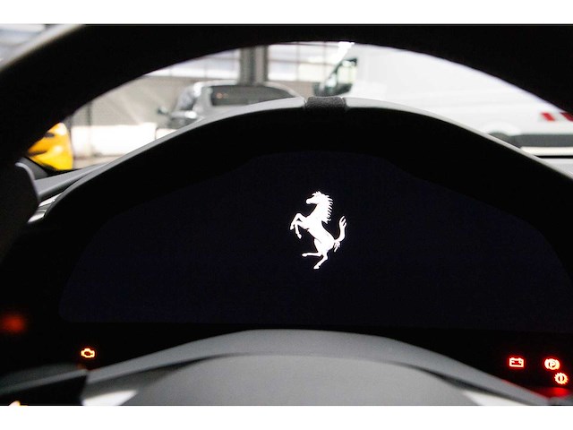 Ferrari - 2021 - roma - coupe - personenauto - afbeelding 22 van  35