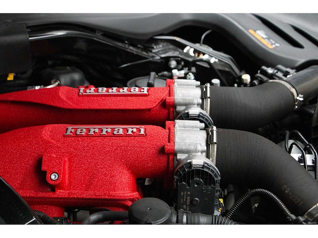 Ferrari - 2021 - roma - coupe - personenauto - afbeelding 35 van  35