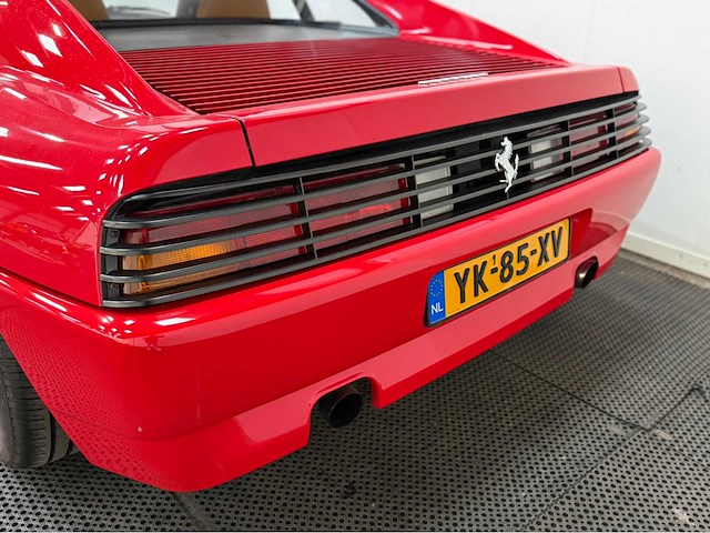 Ferrari - 348 - tb - personenauto - 1990 - afbeelding 2 van  9