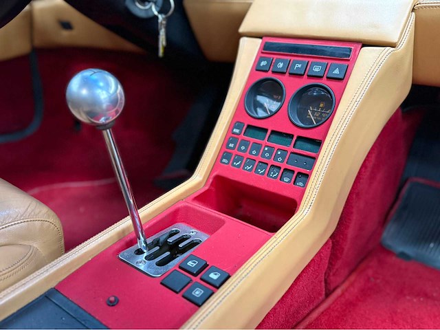 Ferrari - 348 - tb - v8 - personenauto - 1990 - afbeelding 9 van  35