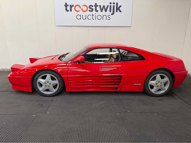 Ferrari - 348 - tb - v8 - personenauto - 1990 - afbeelding 32 van  35
