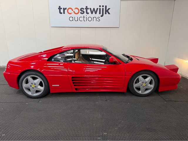 Ferrari - 348 - tb - v8 - personenauto - 1990 - afbeelding 7 van  44