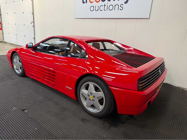 Ferrari - 348 - tb - v8 - personenauto - 1990 - afbeelding 41 van  44