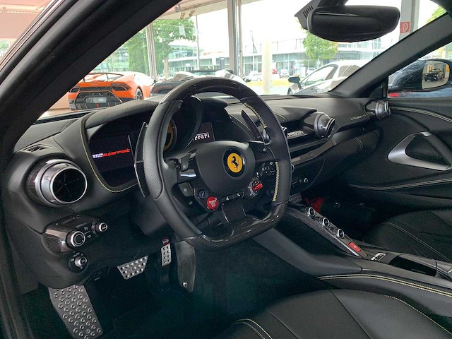 Ferrari - 812 - 6.5 v12 superfast. hele - g-631-hd - 2018 - afbeelding 2 van  20