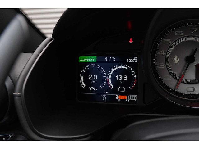 Ferrari - portofino - 3.9 v8 hele - car - 2018|tf-738-t|iaw - afbeelding 37 van  44