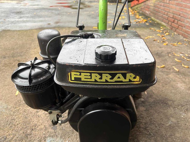 Ferrari 300 grondfrees - afbeelding 5 van  8