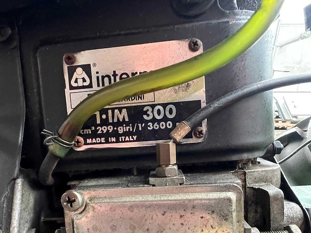 Ferrari 300 grondfrees - afbeelding 8 van  8