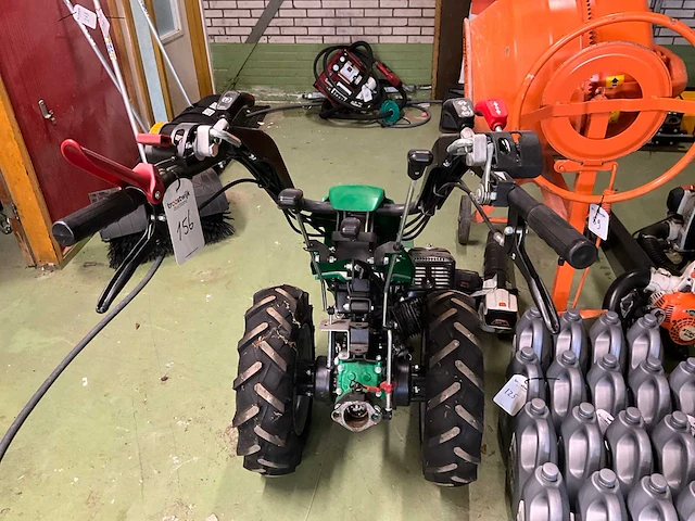 Ferrari 338 tweewielaangedreven landbouwtractor - afbeelding 7 van  9