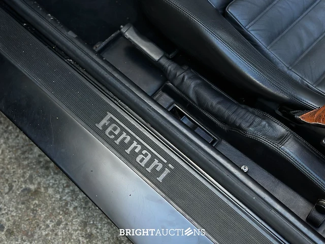 Ferrari 348 spider 3.4 v8 320pk 1993 (32.584 km) youngtimer - afbeelding 33 van  63