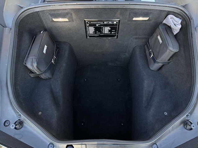 Ferrari 488 spider hele 3.9 v8 -full carbon- 670pk 2018 - afbeelding 10 van  49