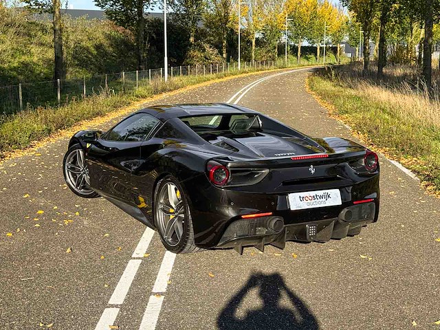 Ferrari 488 spider hele 3.9 v8 -full carbon- 670pk 2018 - afbeelding 2 van  46