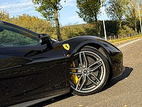 Ferrari 488 spider hele 3.9 v8 -full carbon- 670pk 2018 - afbeelding 8 van  46