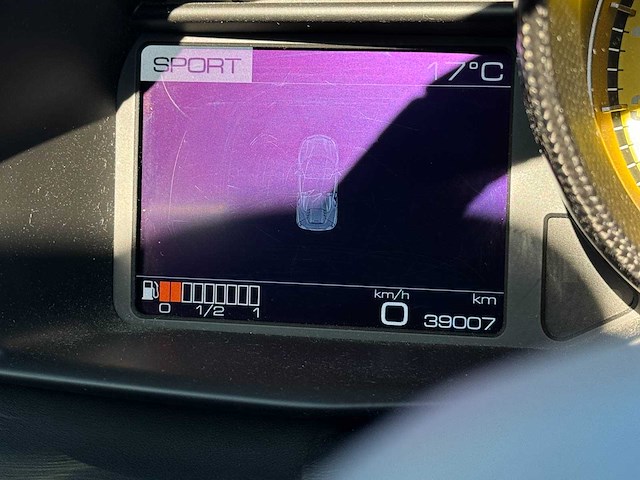 Ferrari 488 spider hele 3.9 v8 -full carbon- 670pk 2018 - afbeelding 32 van  59