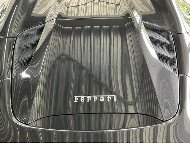 Ferrari 488 spider hele | 3.9 v8 biturbo | 2018 | 670 hp | full carbon | power15 to 05/2027 | gfg-98-p | 39.000 km | marge auto - afbeelding 21 van  51