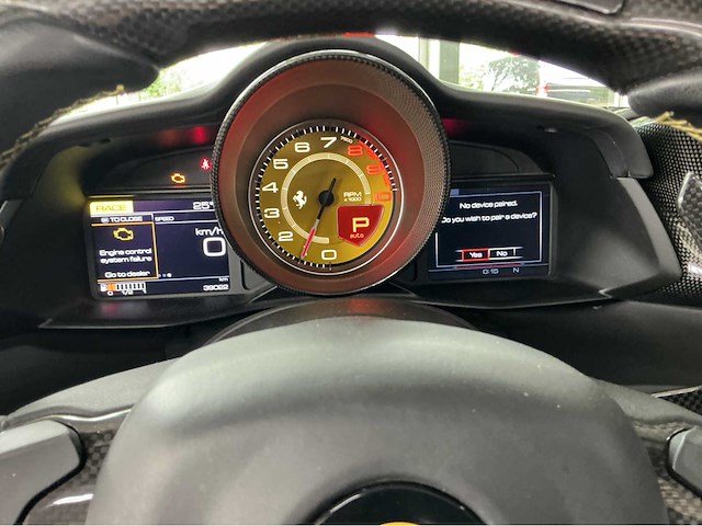 Ferrari 488 spider hele | 3.9 v8 biturbo | 2018 | 670 hp | full carbon | power15 to 05/2027 | gfg-98-p | 39.000 km | marge auto - afbeelding 26 van  51