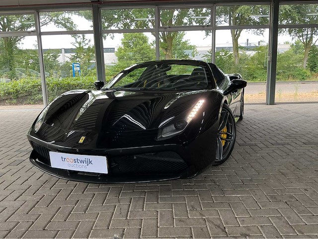 Ferrari 488 spider hele | 3.9 v8 biturbo | 2018 | 670 hp | full carbon | power15 to 05/2027 | gfg-98-p | 39.000 km | marge auto - afbeelding 2 van  51