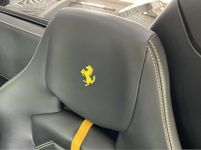 Ferrari 488 spider hele | 3.9 v8 biturbo | 2018 | 670 hp | full carbon | power15 to 05/2027 | gfg-98-p | 39.000 km | marge auto - afbeelding 34 van  51