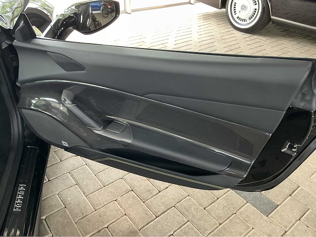 Ferrari 488 spider hele | 3.9 v8 biturbo | 2018 | 670 hp | full carbon | power15 to 05/2027 | gfg-98-p | 39.000 km | marge auto - afbeelding 41 van  51