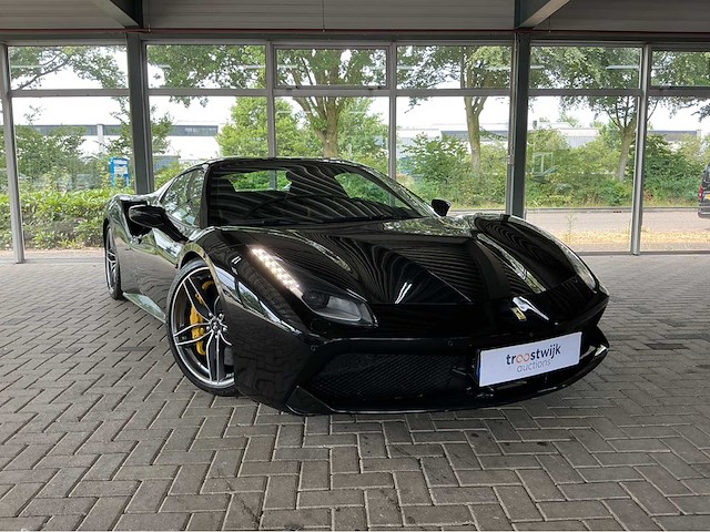 Ferrari 488 spider hele | 3.9 v8 biturbo | 2018 | 670 hp | full carbon | power15 to 05/2027 | gfg-98-p | 39.000 km | marge auto - afbeelding 6 van  51