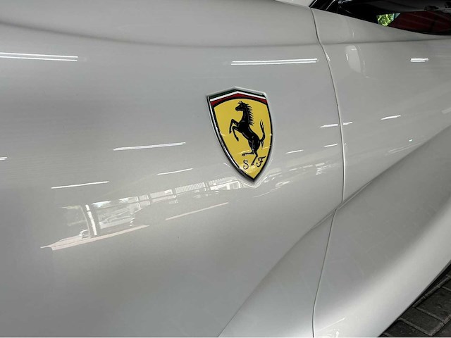 Ferrari 812 superfast | 6.5 v12 | 2018 | 800 pk | front lift | 23.000 km | btw auto - afbeelding 19 van  49