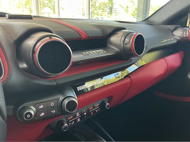 Ferrari 812 superfast | 6.5 v12 | 2018 | 800 pk | front lift | 23.000 km | btw auto - afbeelding 43 van  49