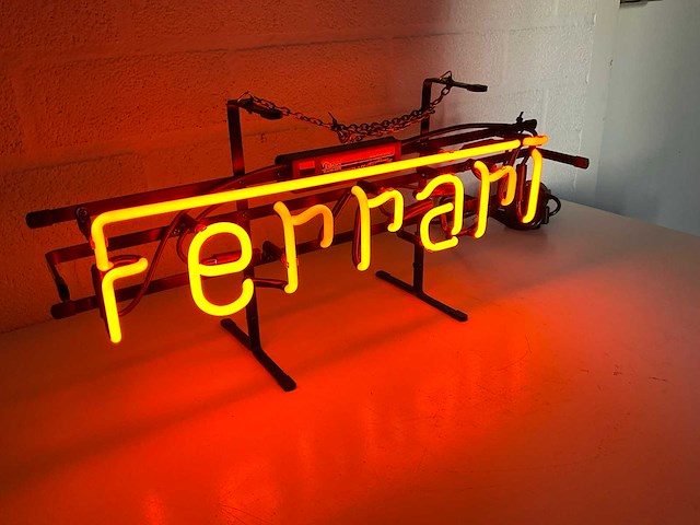 Ferrari glas neon decoratie - afbeelding 2 van  2