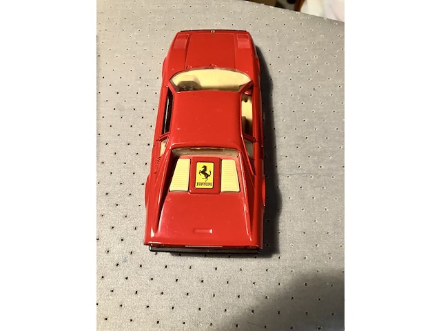 Ferrari modelauto op schaal 1 op 24 collected item - afbeelding 6 van  11