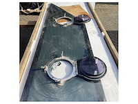 Ferretti 920 side mount front glass panel with opening porthole - 420407 - afbeelding 5 van  8