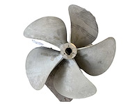 Ferretti f580 5-blade marine propeller d800mm x 1130 mm for 1000hp engines - afbeelding 1 van  5