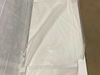 Ferretti f780 white flybridge table grp - 395584 - afbeelding 1 van  4