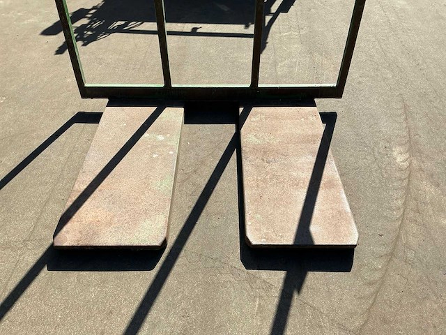 Ferrober gaasbakkenrek - afbeelding 2 van  4