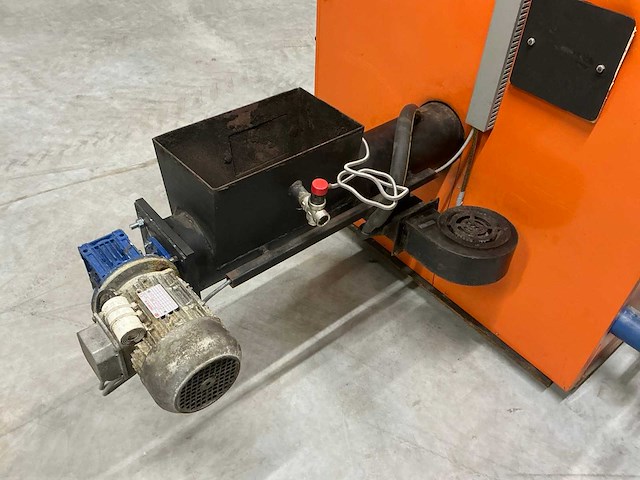 Ferroli fsb 200 pelletkachel - afbeelding 19 van  20