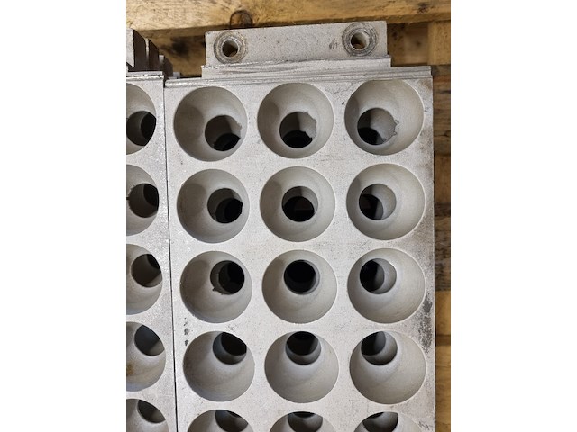 Ferrum - afbeelding 4 van  7